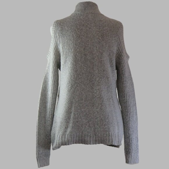 Maurice's Gray Long Sleeve Off the Shoulder Pullover Knit Sweater Size L (C926) - Picture 5 of 7